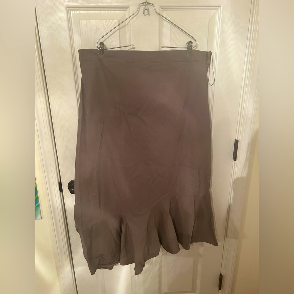 Asymmetrical maxi skirt